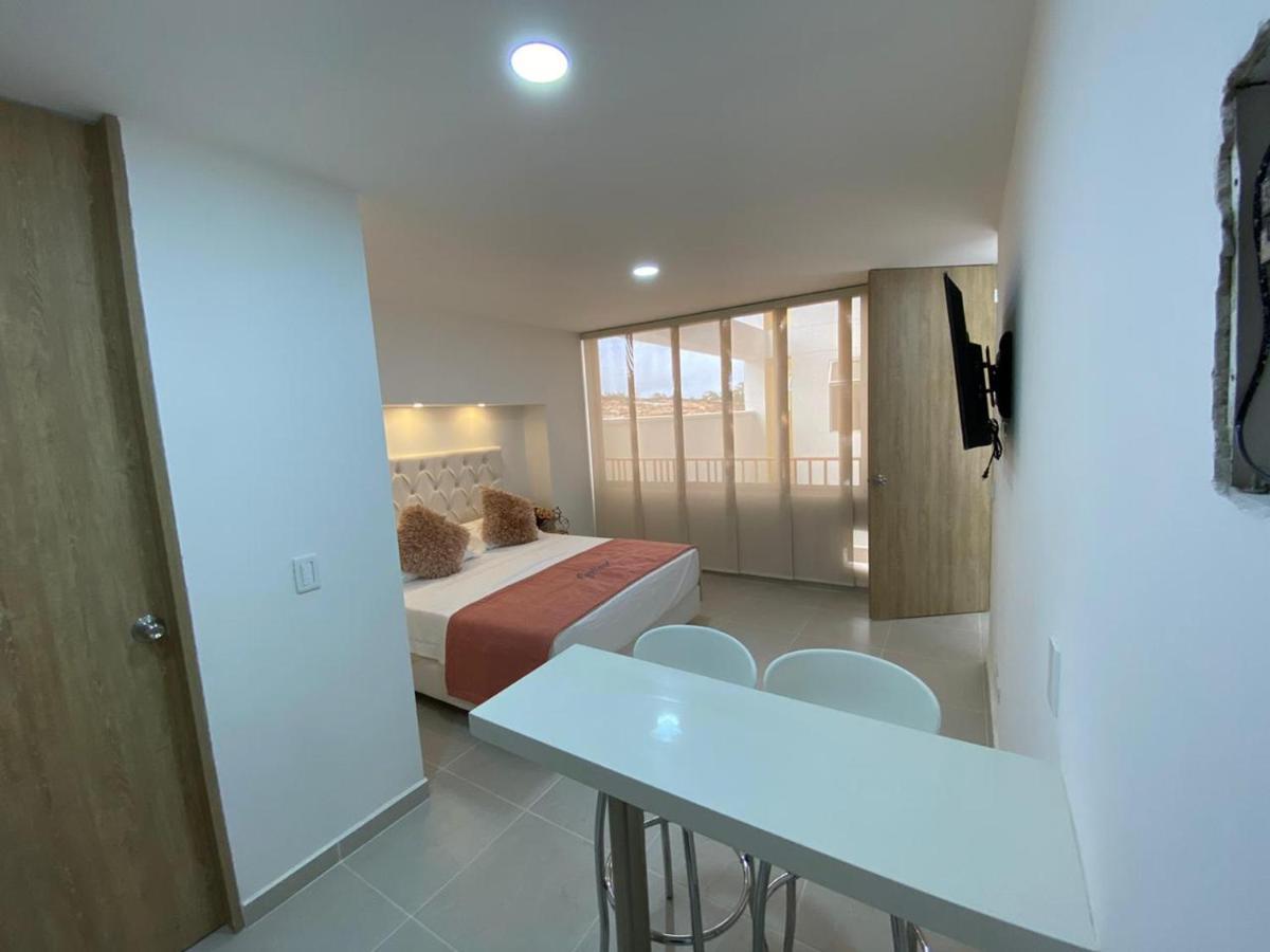 Apartamento Frente Al Malecon Guatapé Exteriör bild