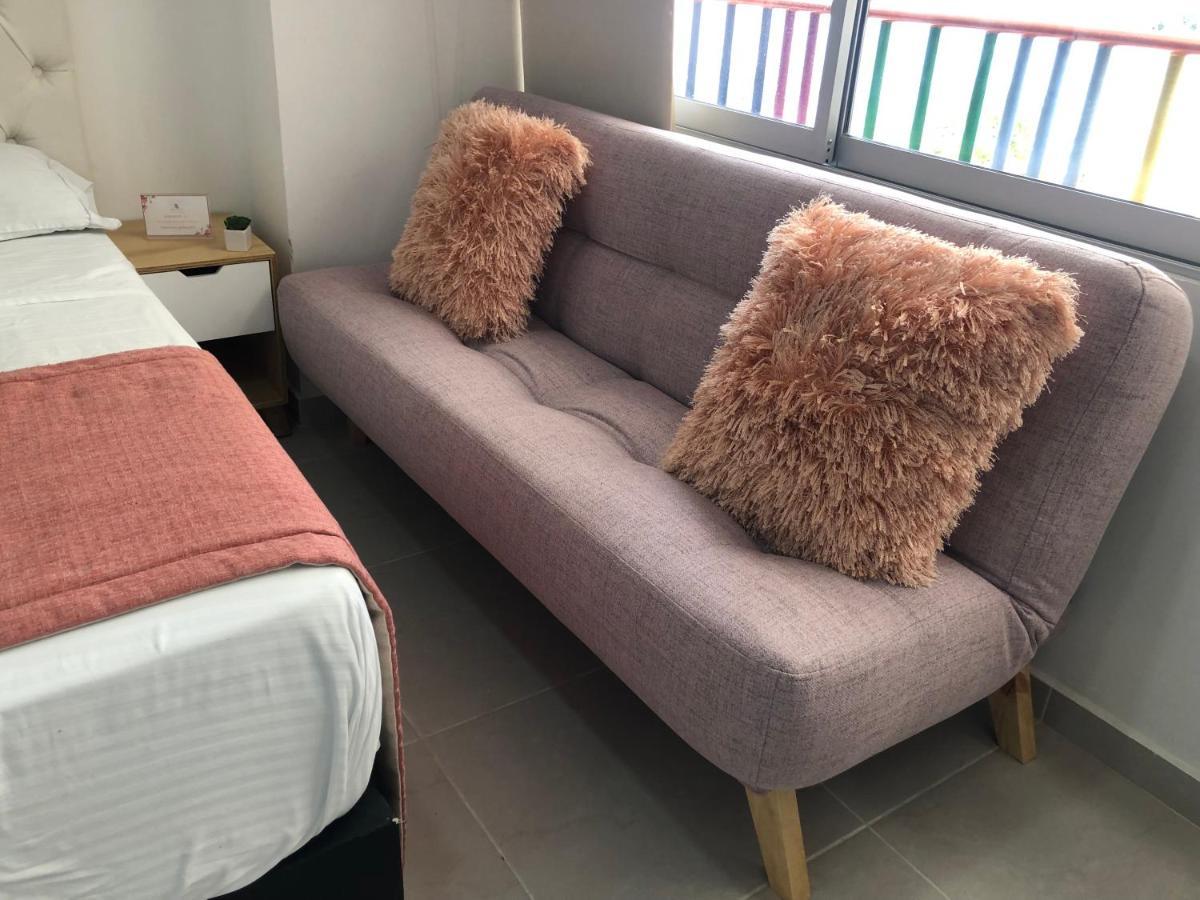 Apartamento Frente Al Malecon Guatapé Exteriör bild