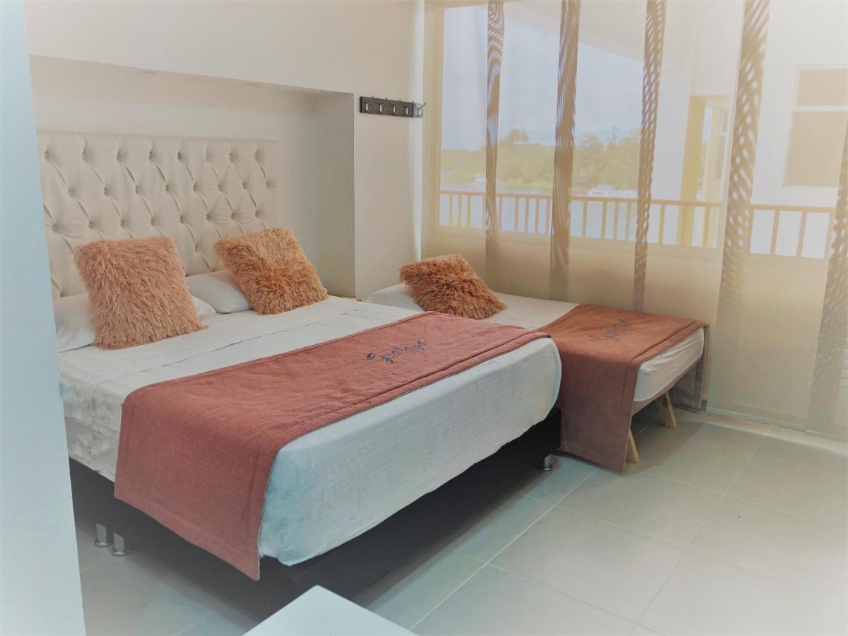 Apartamento Frente Al Malecon Guatapé Exteriör bild