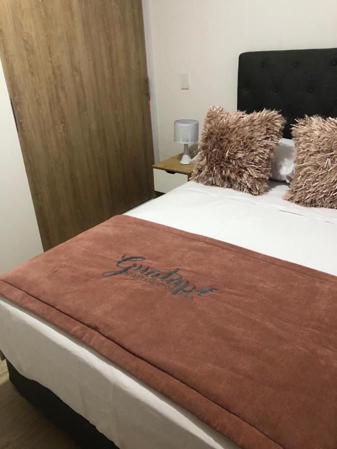 Apartamento Frente Al Malecon Guatapé Exteriör bild